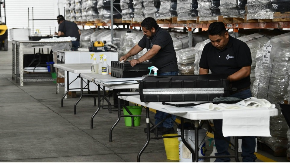 Image - Los Industriales Ley Silla Entra En Vigor En México.