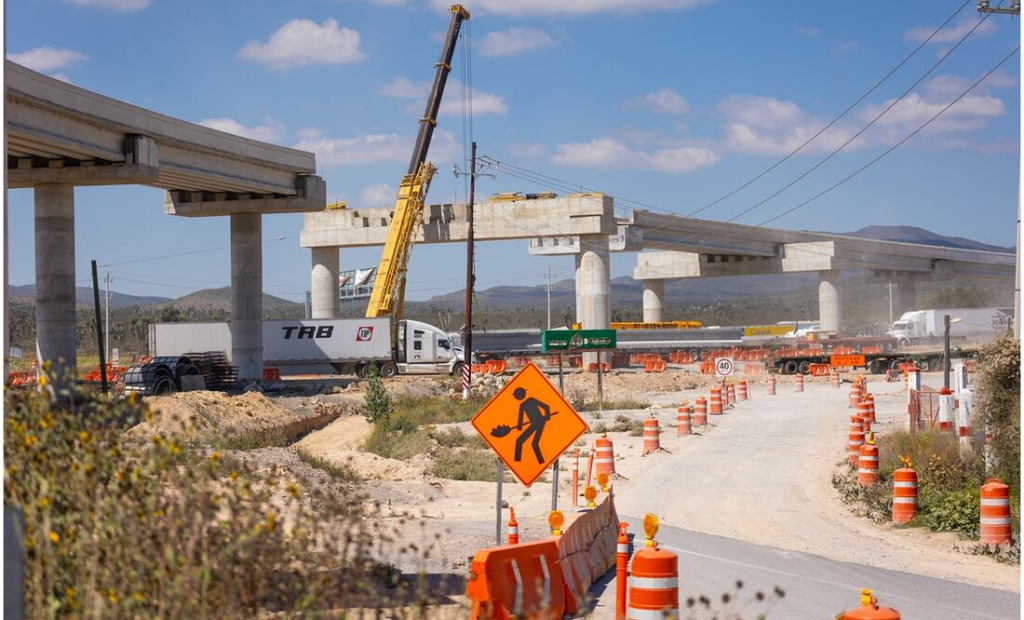 Image - Los Industriales Samuel García Protagoniza Altercado En Guadalupe, Exponiendo El Caos Vial Y La Falta De Resultados En Transporte Y Obras Viales En Nuevo León.