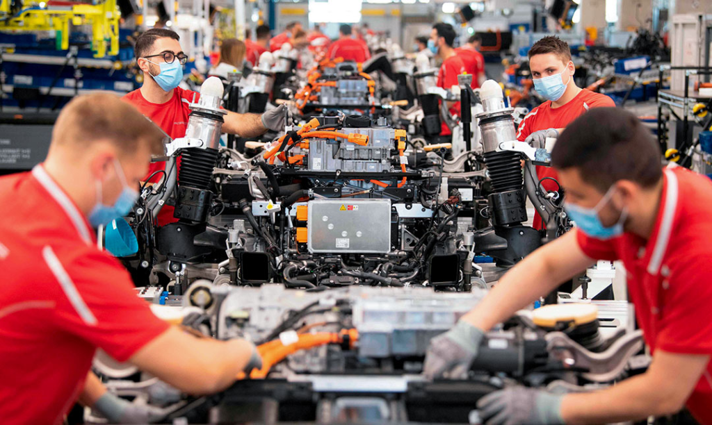 Image - Los Industriales La Manufactura Perdió 7,507 Empleos En Nuevo León En Tres Meses Y Solo Creó 4,423 En El Semestre, Reflejando Estancamiento Y Vulnerabilidad Laboral.