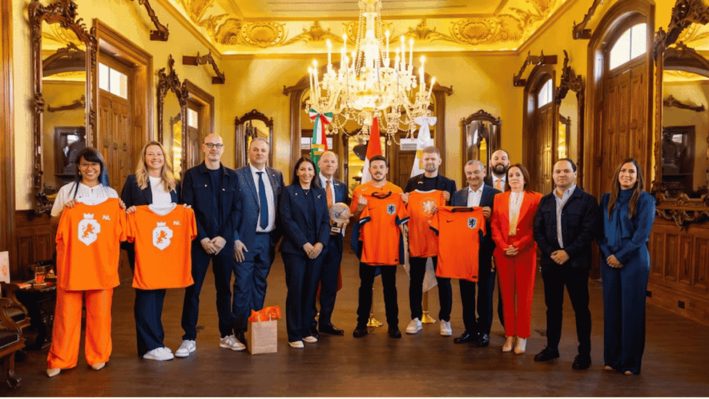 Samuel Usó Mundial Para Beneficio Político - Los Industriales